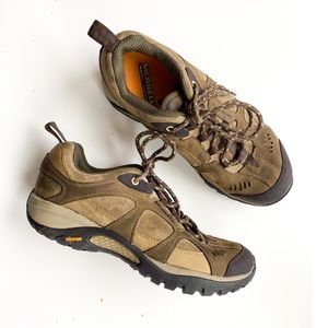 Merrel Continuum Ankle hiking shoe size 7.5